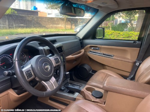 Jeep CHEROKKE LIMITED 3.7 V6 4X4 2012/2012